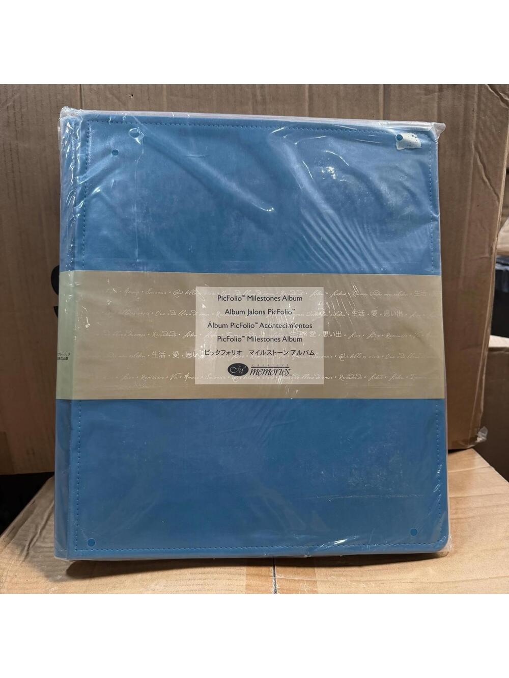 Creative Memories PicFolio Milestones Album Blue - Holds up to 160 Photos